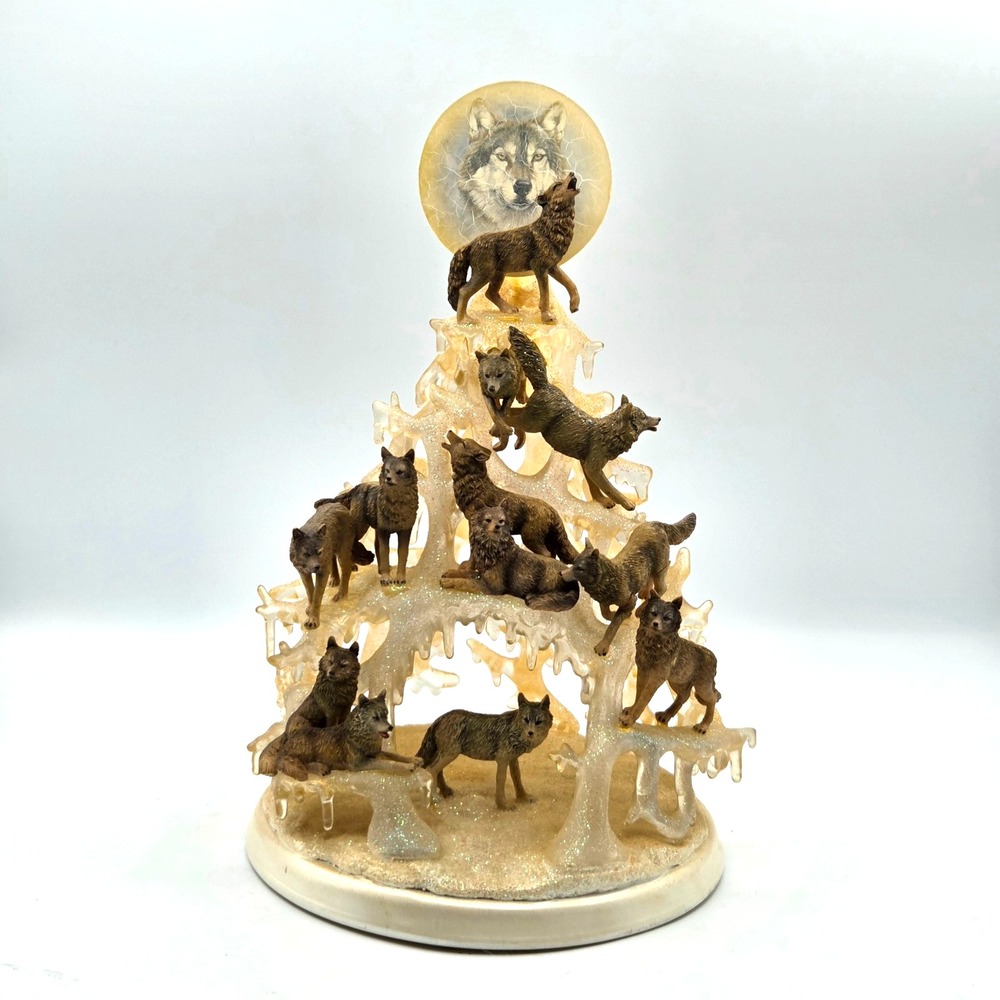 BRADFORD EXCHANGE LEGEND OF THE‎ WHITE WOLF LIGHTED TREE